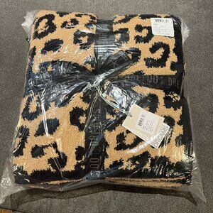 Barefoot Dreams CozyChic Camel/Black 54" x 72" Throw Blanket NWT